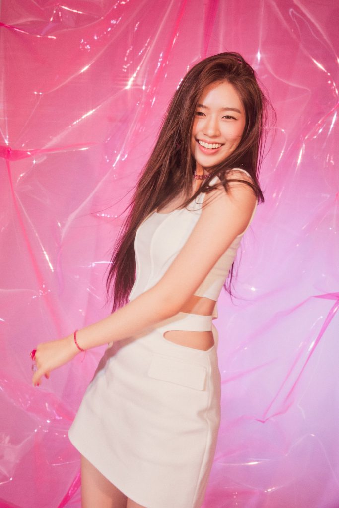 Yujin IVE