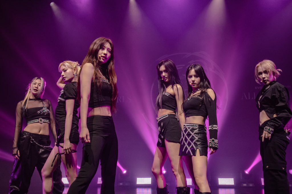 EVERGLOW kembali ke Amerika Serikat