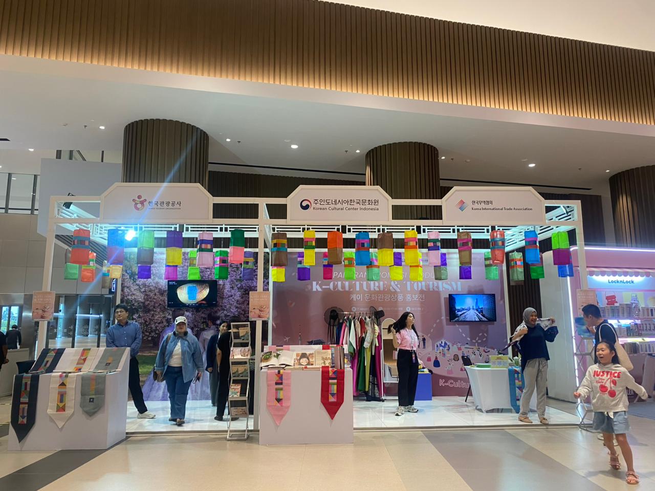 Konser K-Life & K-Live Indonesia 